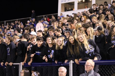 Students showing their school spirit during the SL homecoming game. 